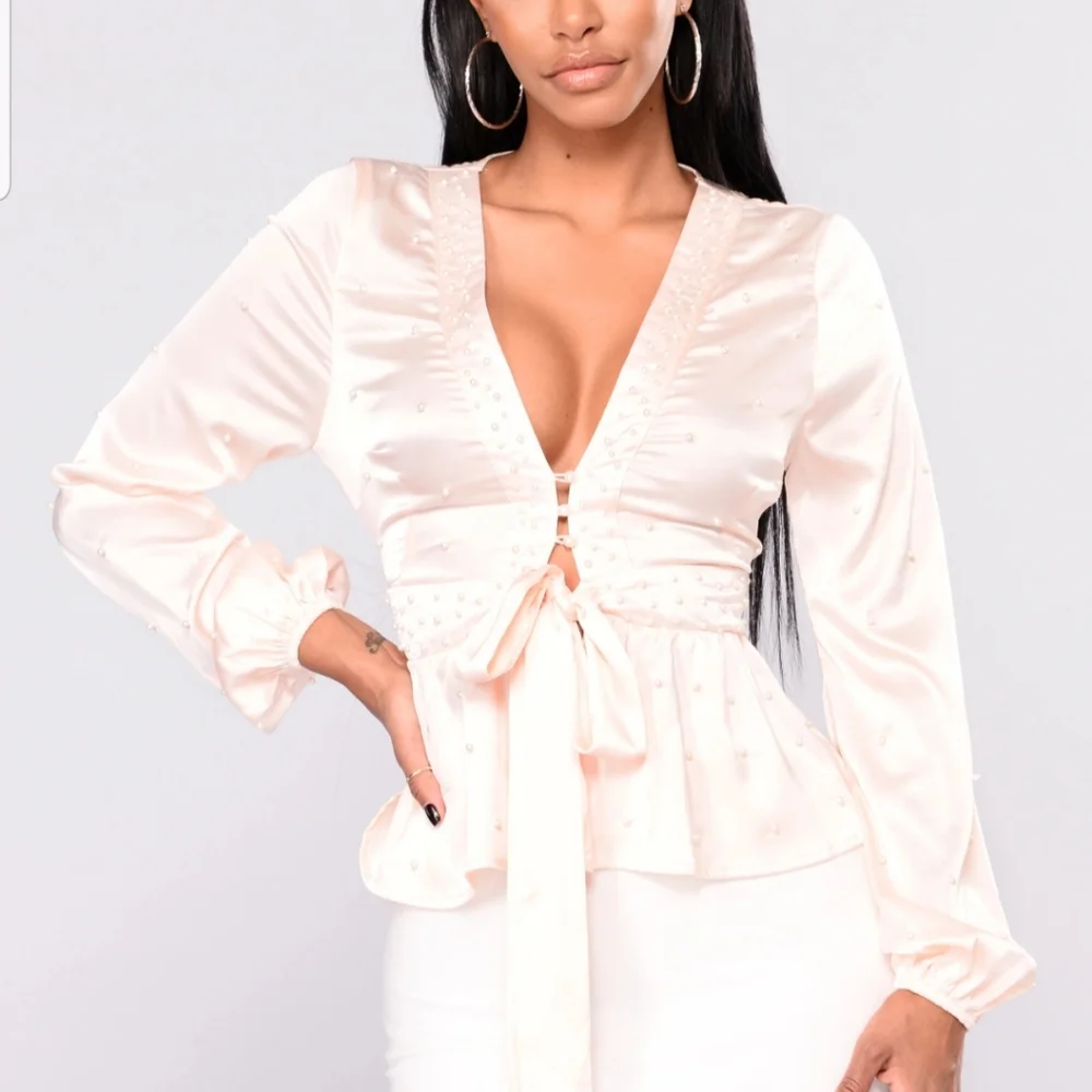 Faux Pearl Top - Mannequin worn only - Picture 3 of 15